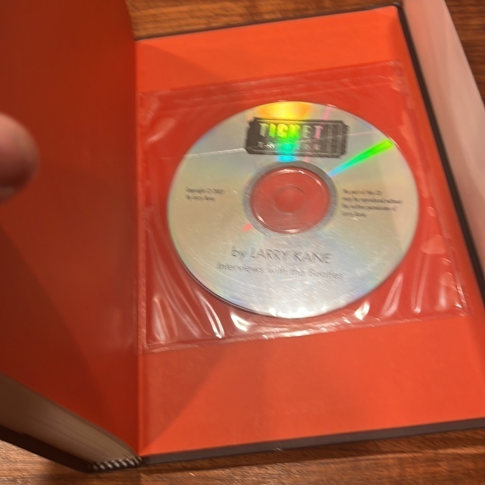 Ticket to Ride : Inside the Beatles' 1964 Tour with CD Interviews included - Picture 4 of 5